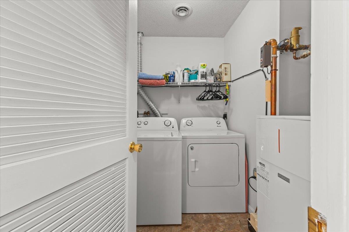 105 Acorn Drive Unit: 105