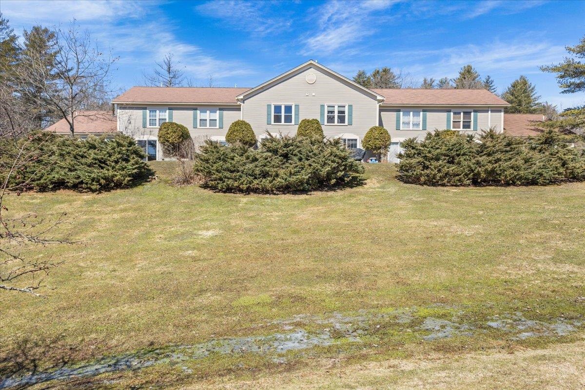 105 Acorn Drive Unit: 105
