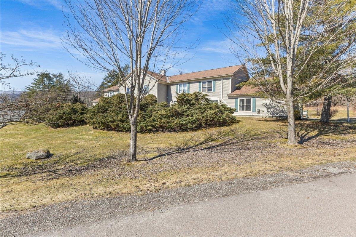 105 Acorn Drive Unit: 105