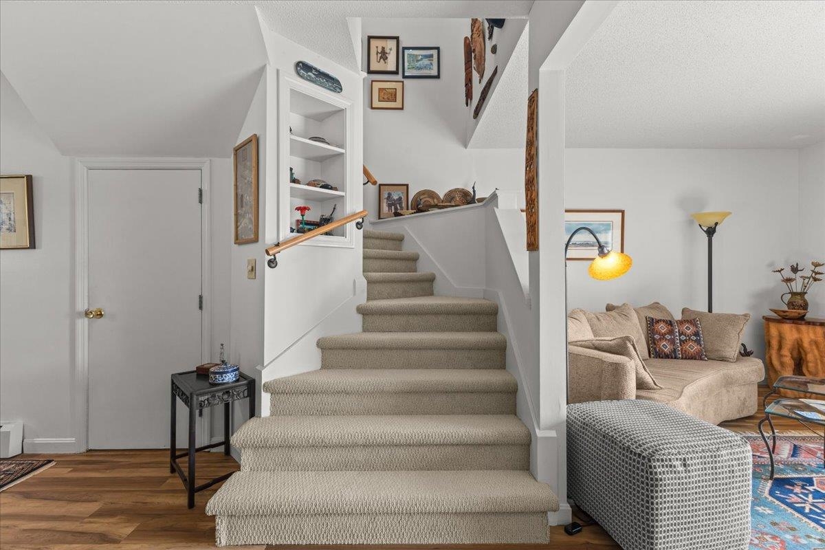 105 Acorn Drive Unit: 105