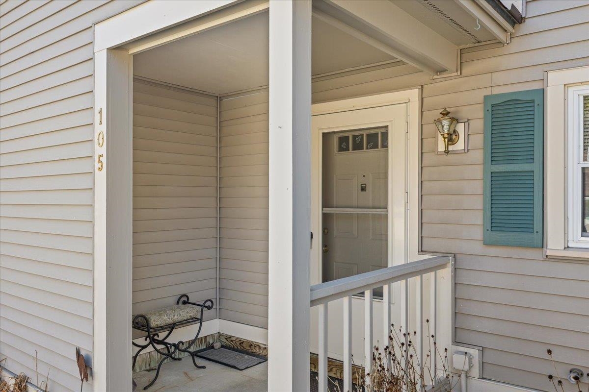 105 Acorn Drive Unit: 105