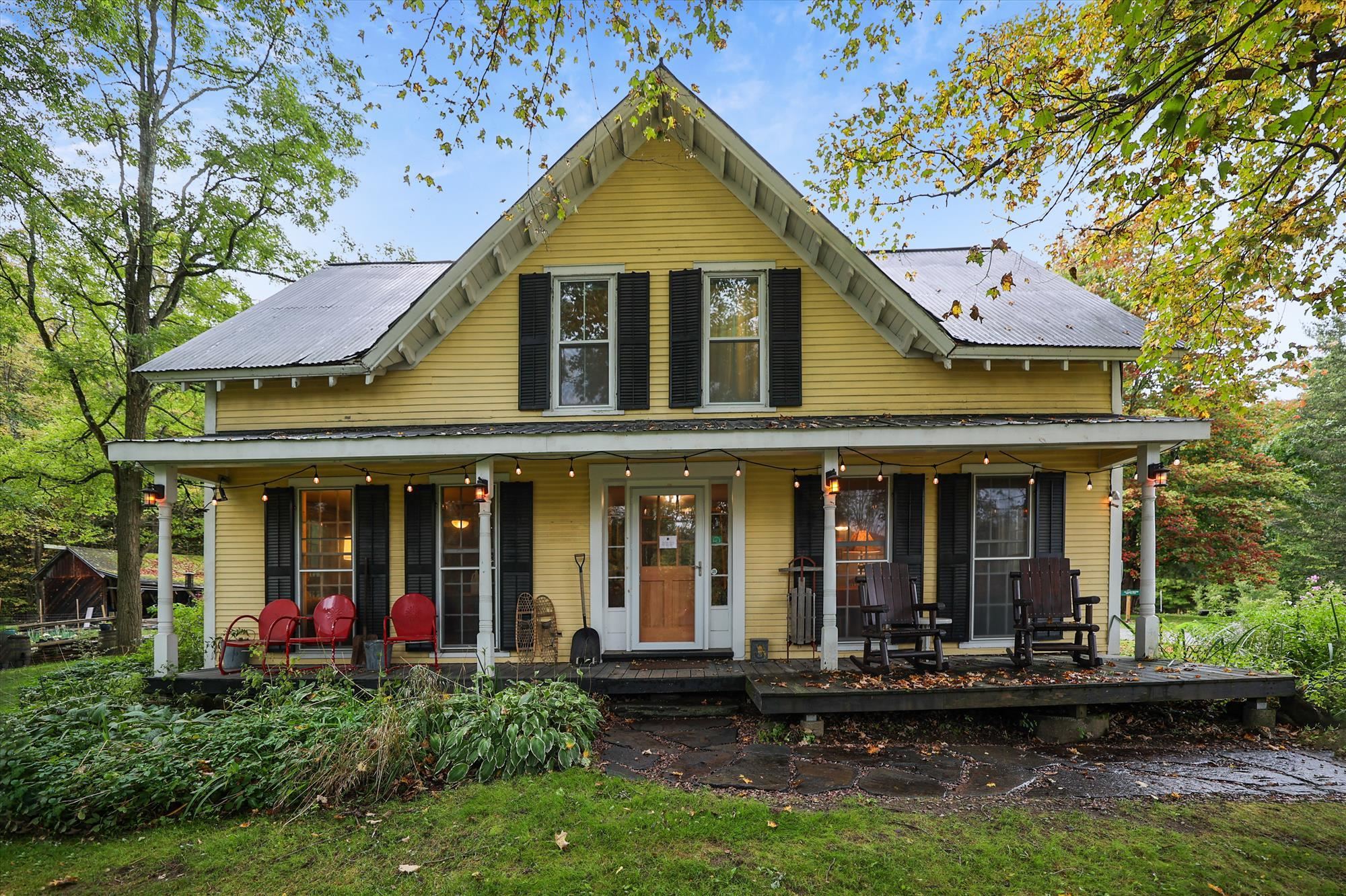 1460 Main Street