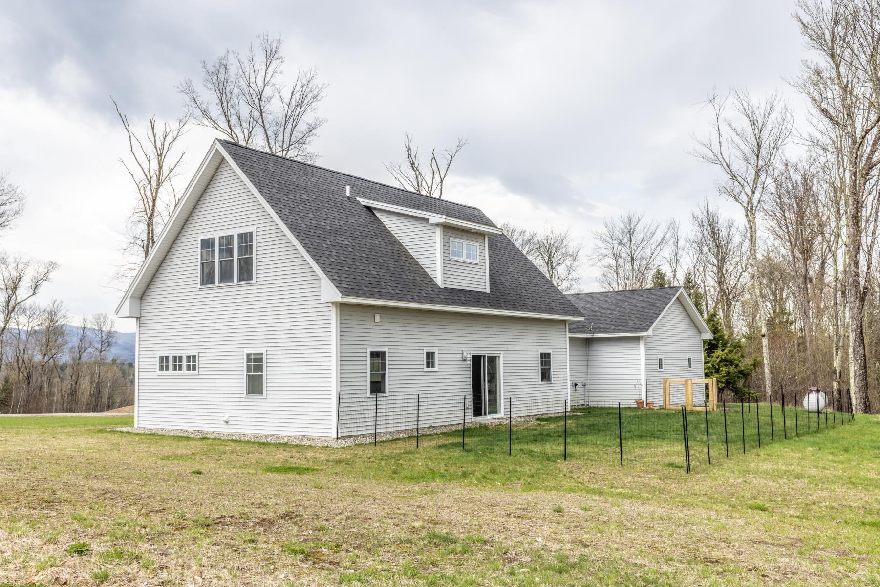 95 Southview Drive