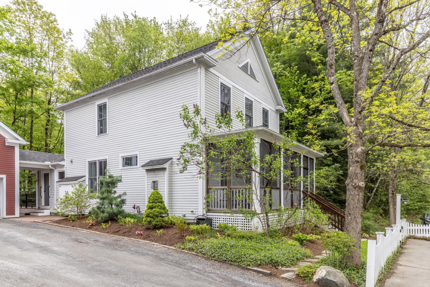 71 Palisades Street Unit: 71