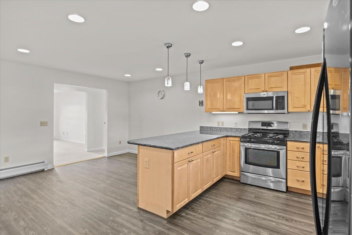 55 Jersey Way Unit: B10