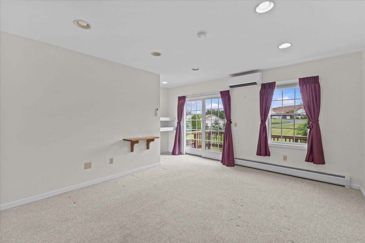 55 Jersey Way Unit: B10