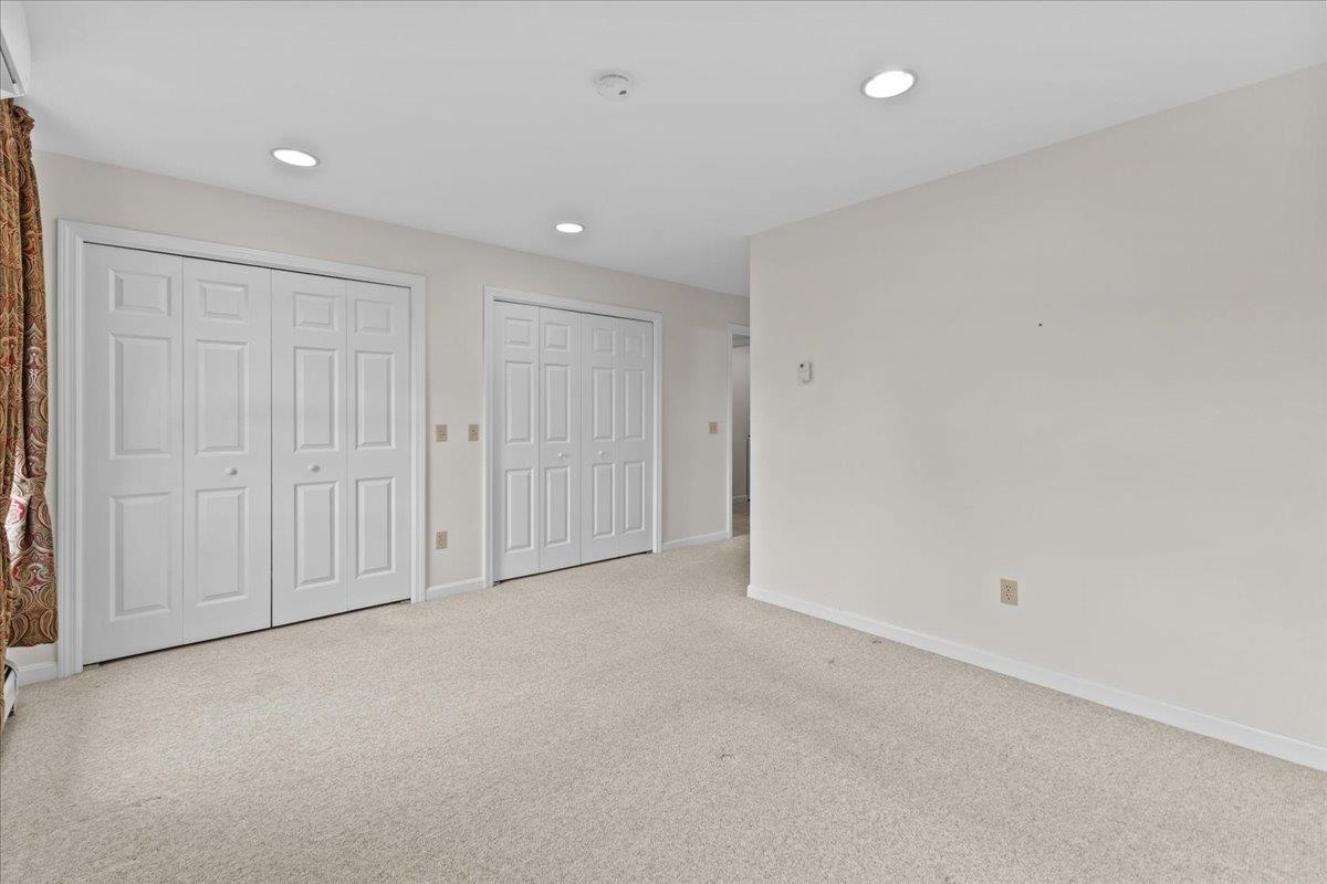 55 Jersey Way Unit: B10