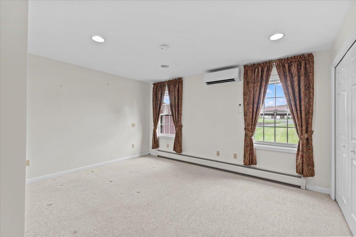 55 Jersey Way Unit: B10