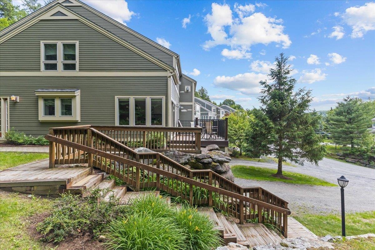 654 Topnotch Drive Unit: 654B