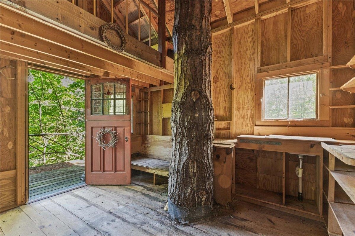 765 Upper Hollow Road