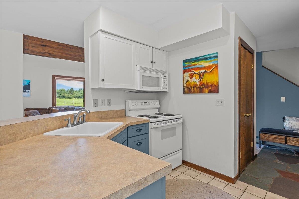 70 Field Road Unit: 5