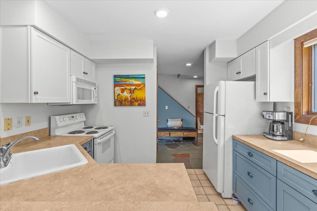 70 Field Road Unit: 5