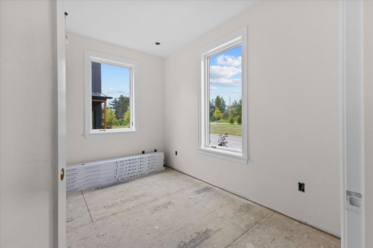 34 River's Edge Lane Unit: 3