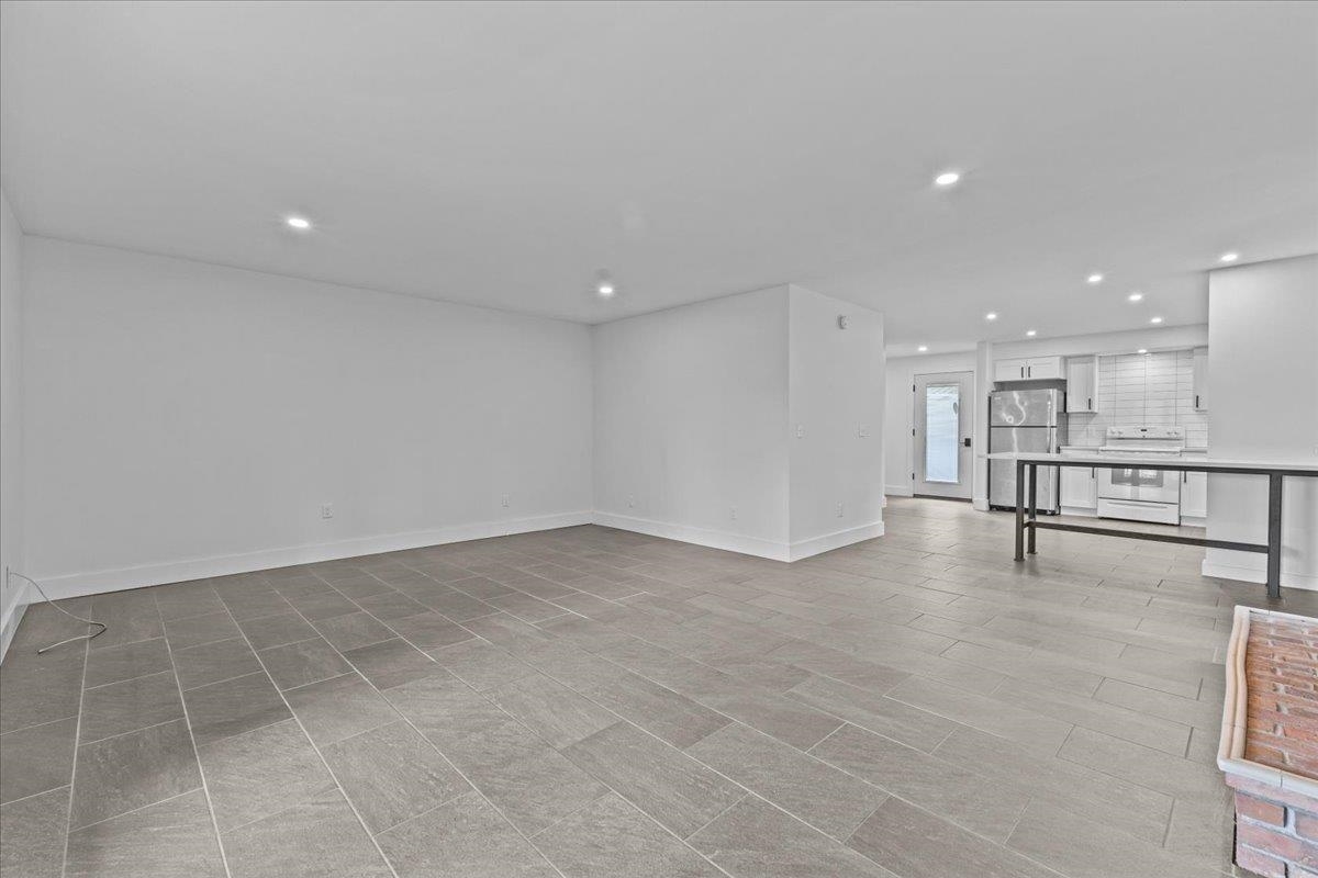 60 Snowdrift Lane Unit: C4