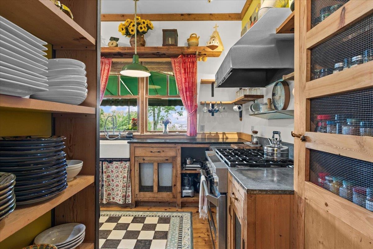 498 Beam Road