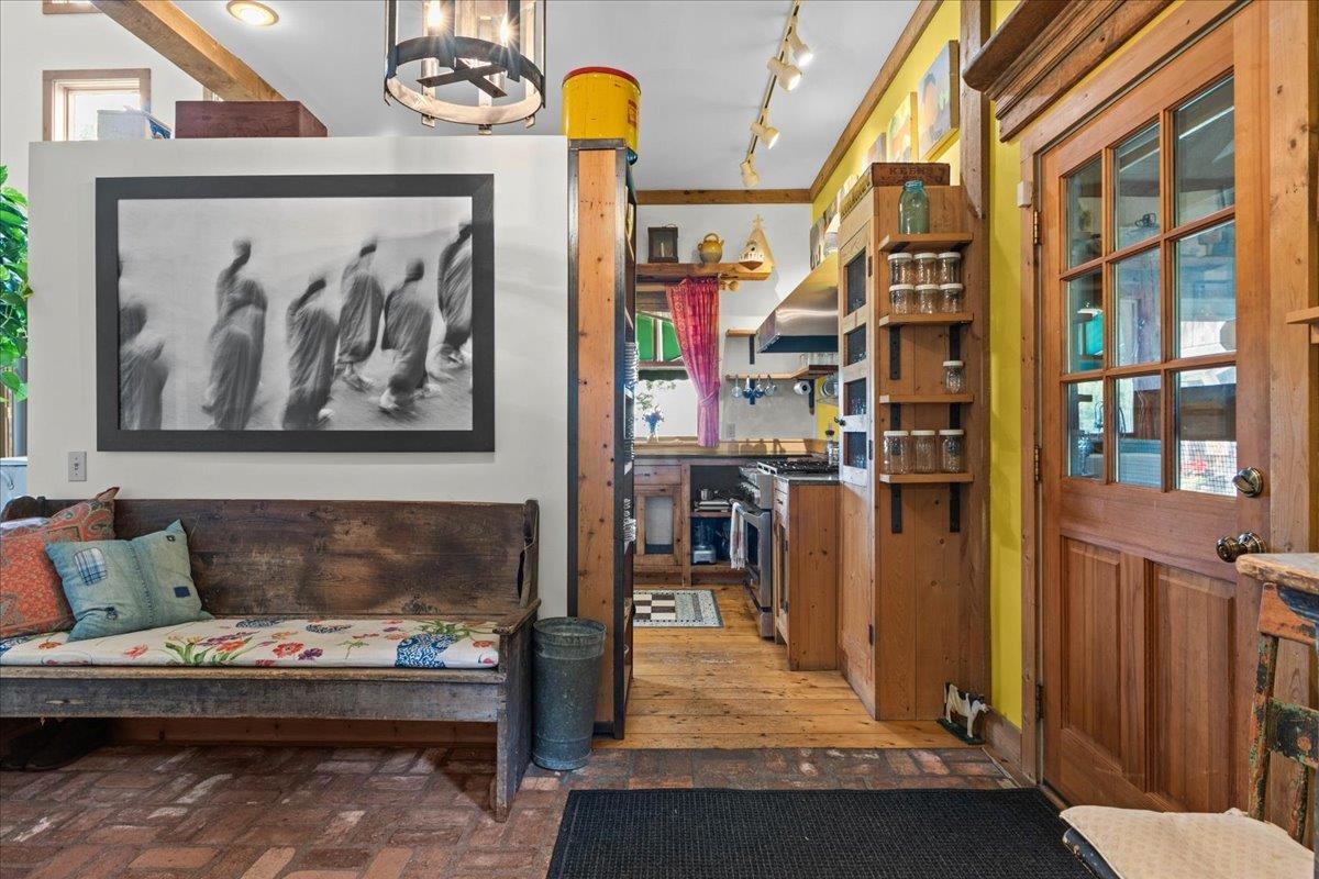 498 Beam Road