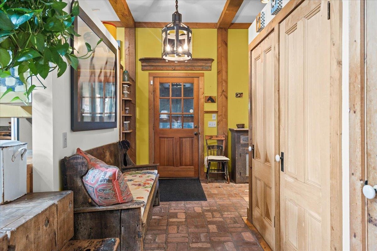 498 Beam Road