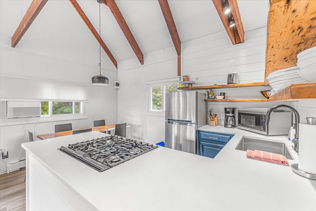 26 Strom Farm Lane