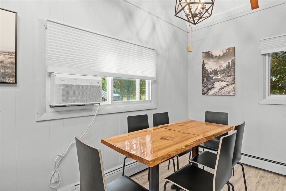 14 Strom Farm Lane