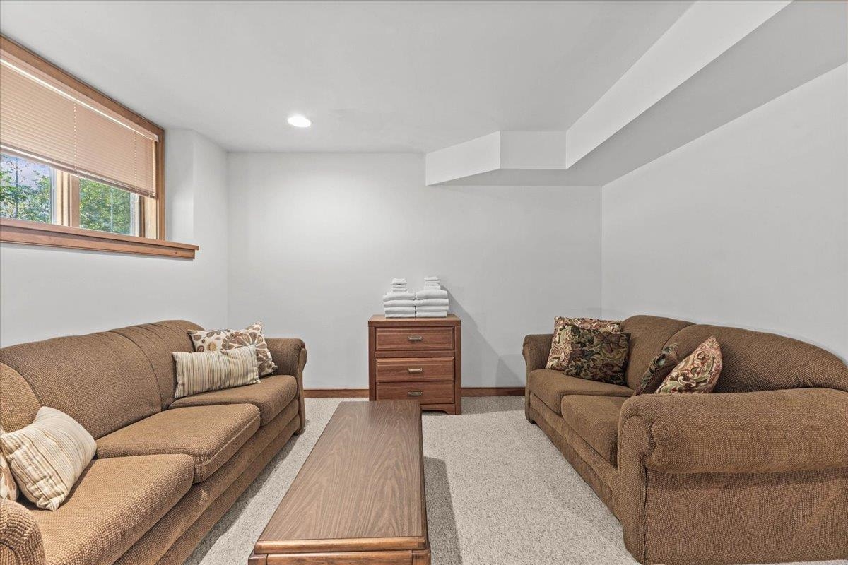 110 Strom Farm Lane