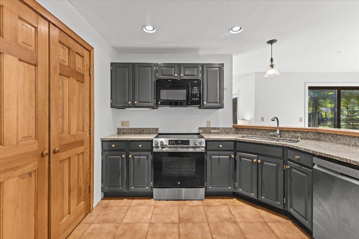 110 Strom Farm Lane