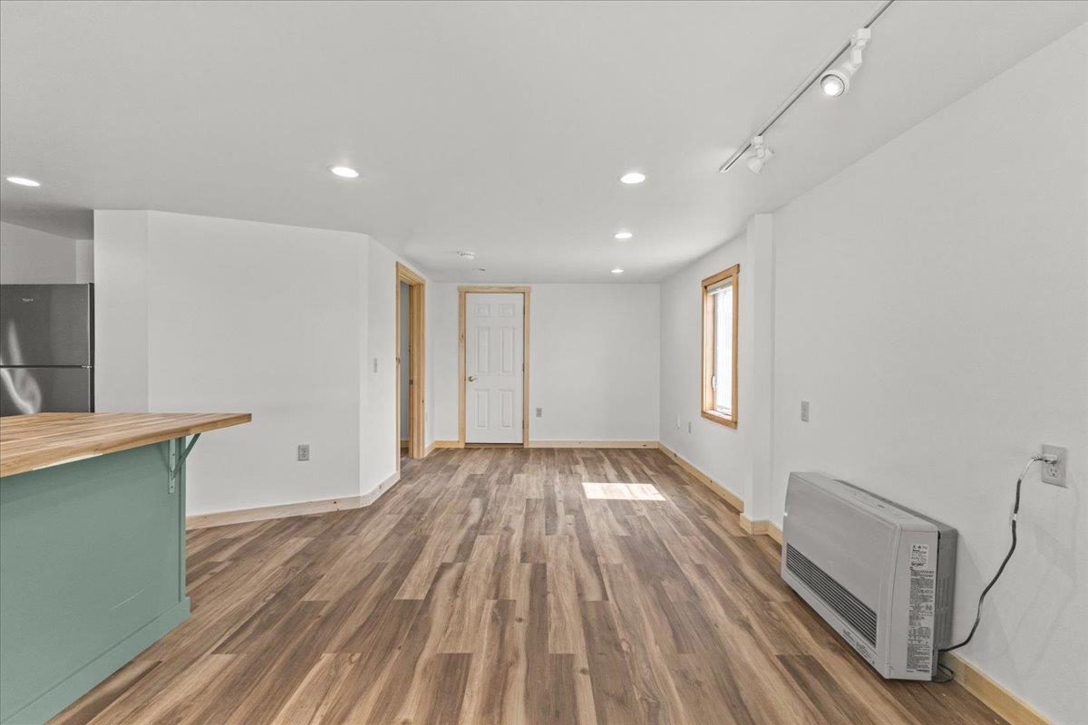 32 Goodell Avenue