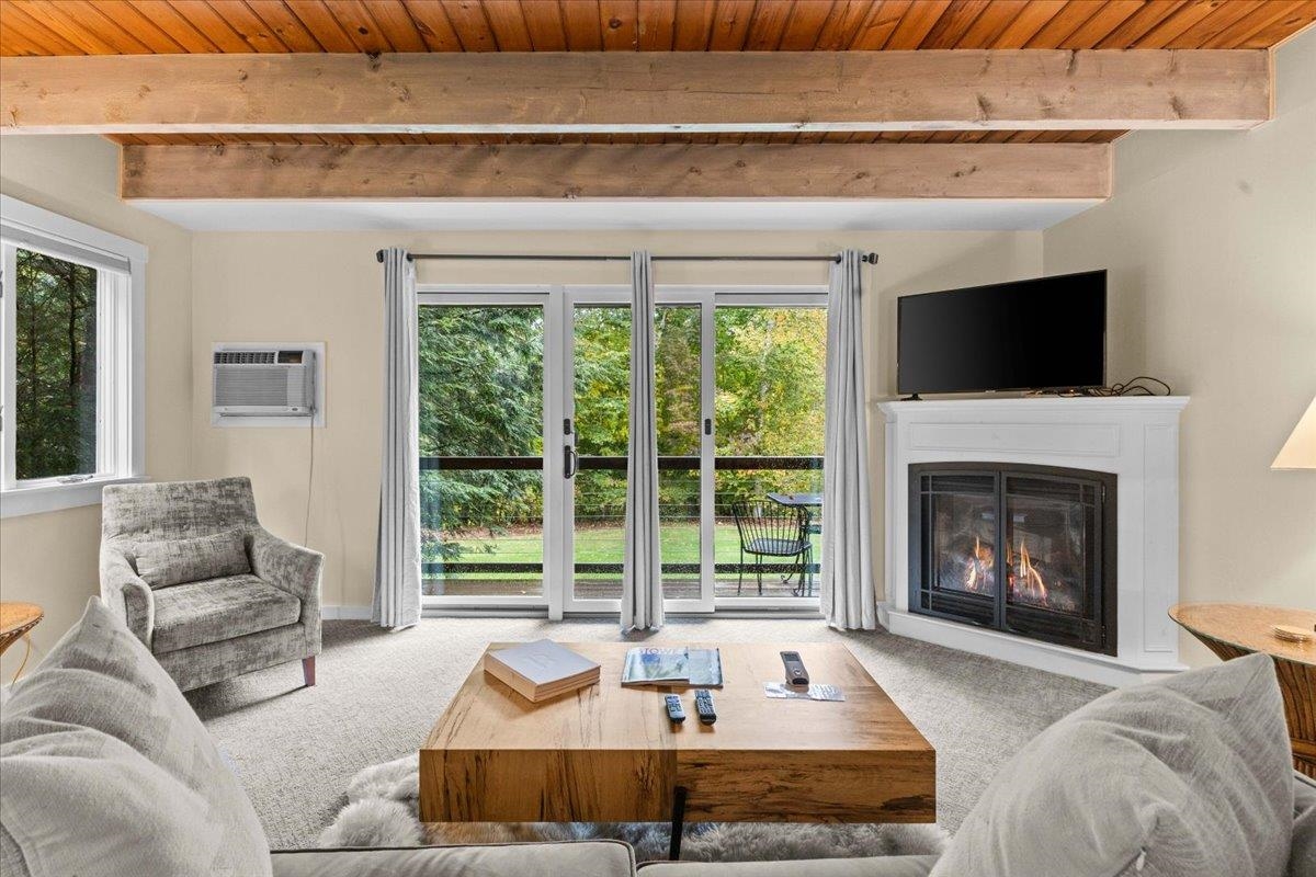 277 Topnotch Drive Unit: 460