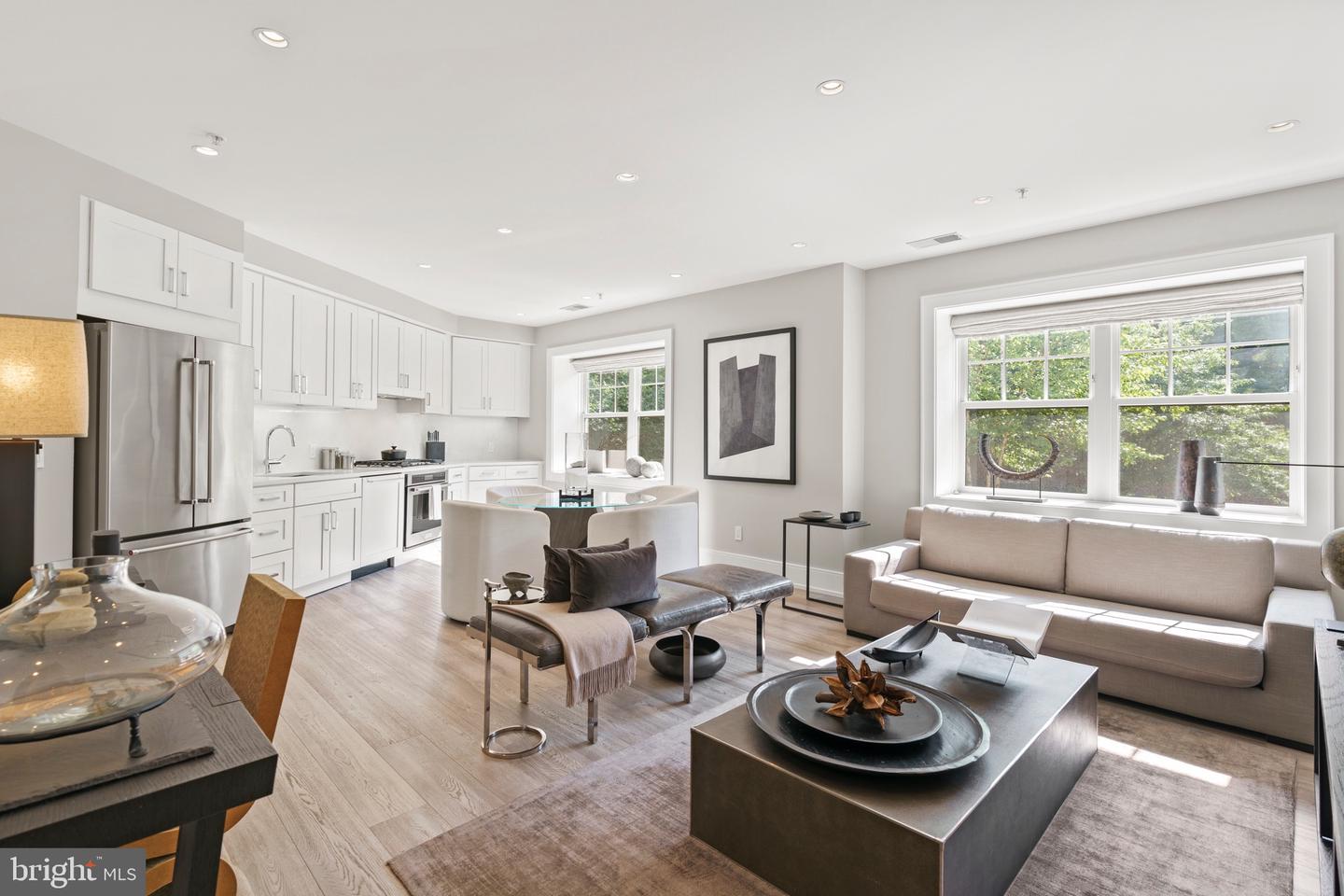 2434 16th St NW #101