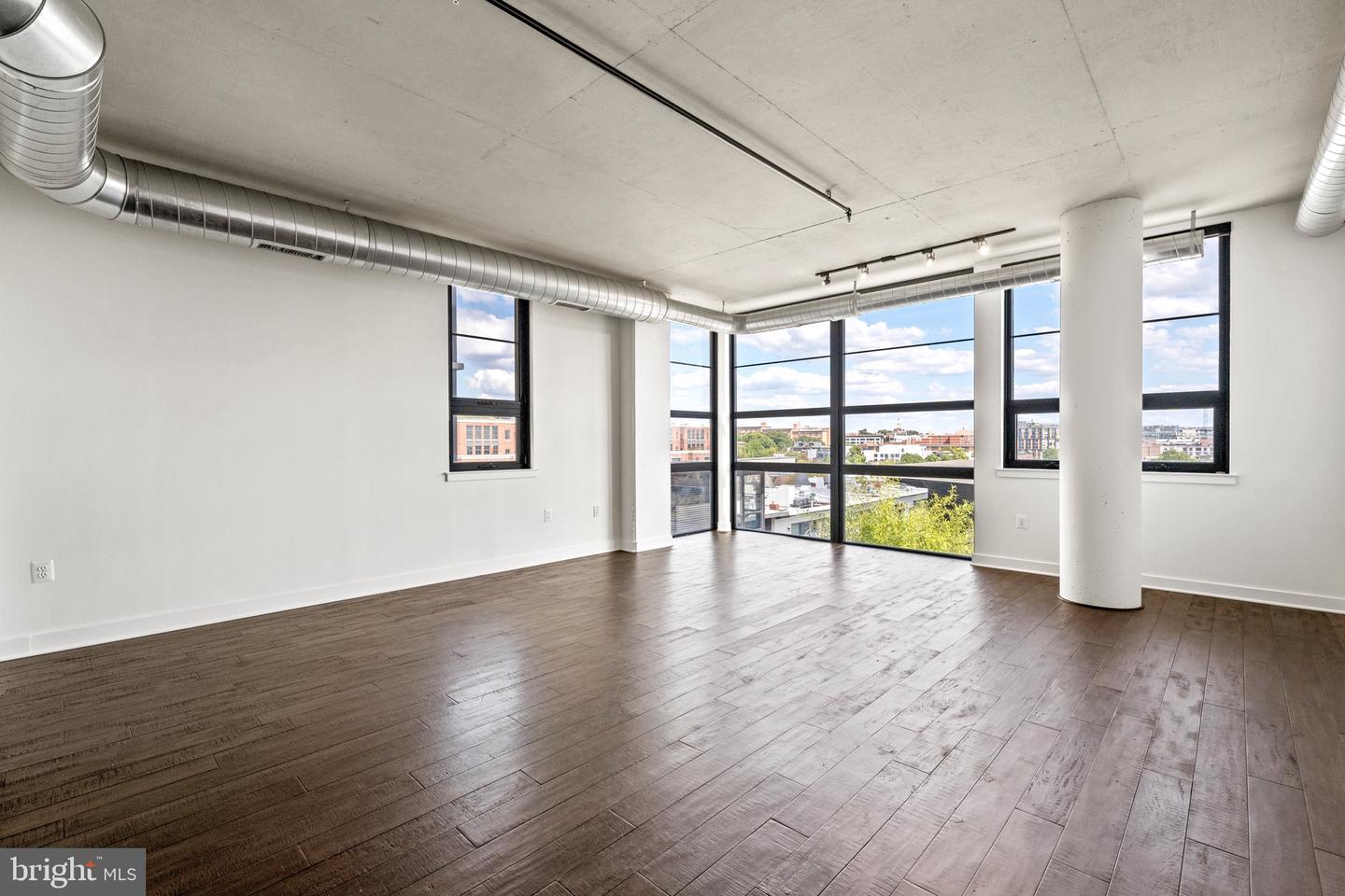 2125 14th St NW #702