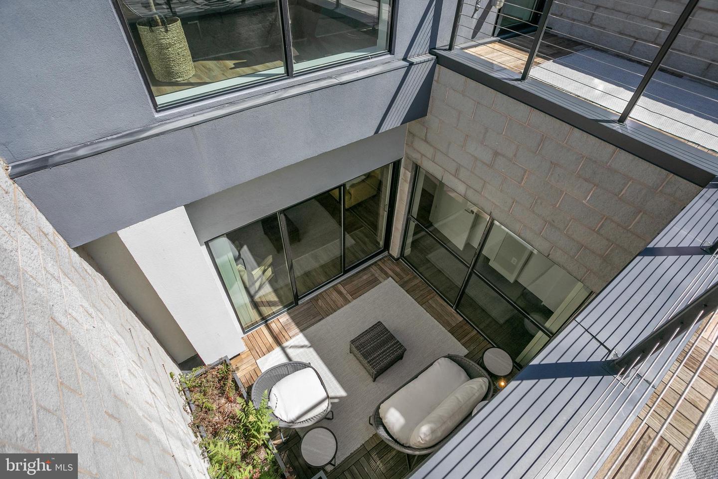 1628 11th St NW #106