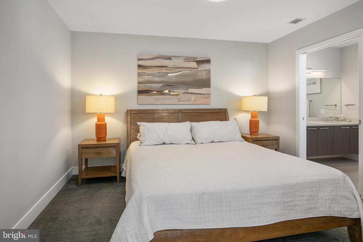 1628 11th St NW #106