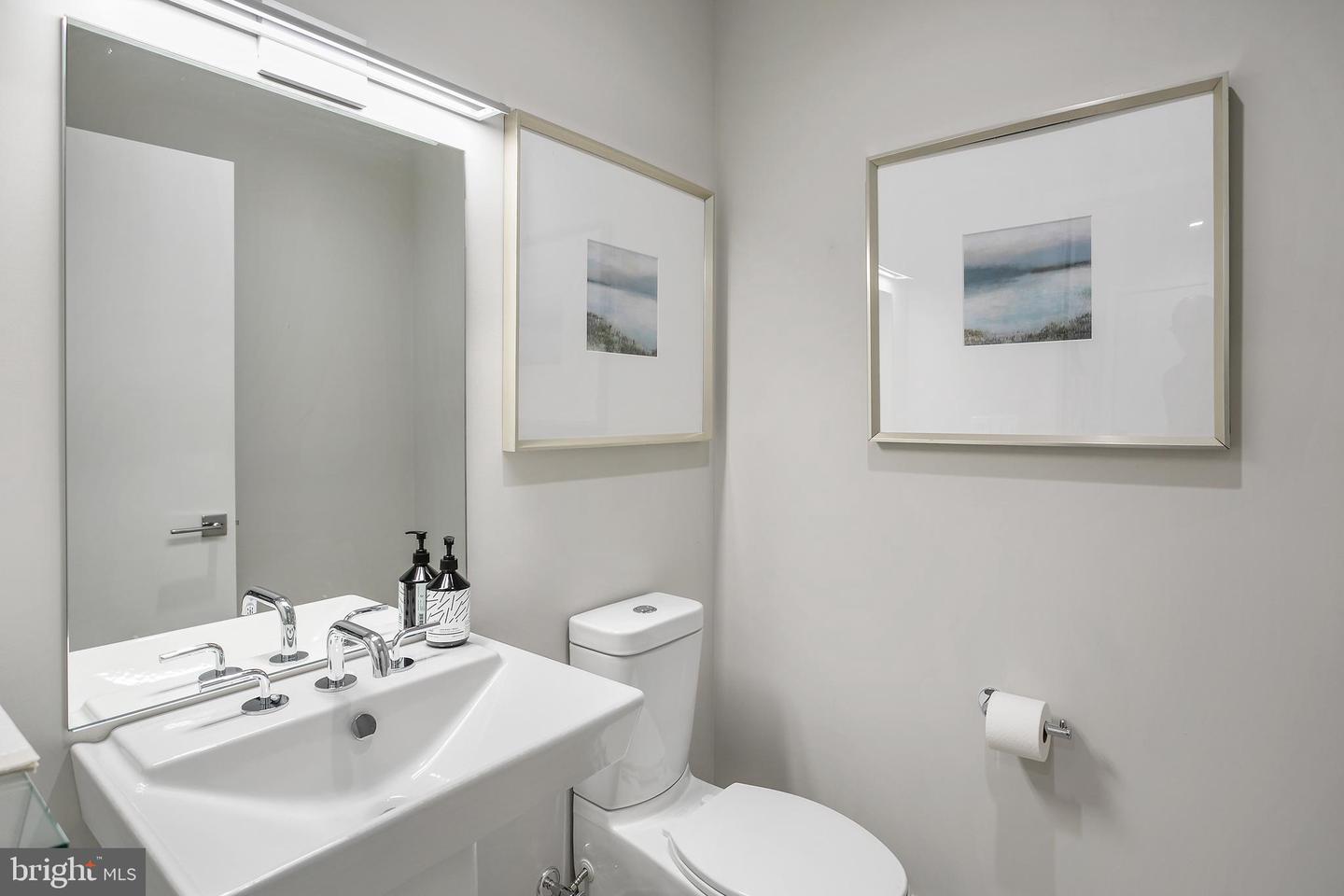 1628 11th St NW #106