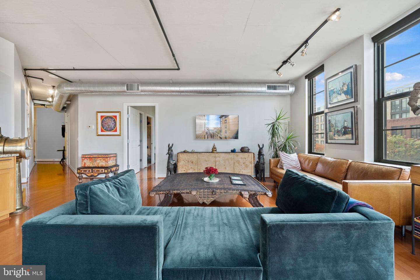 2125 14th St NW #528