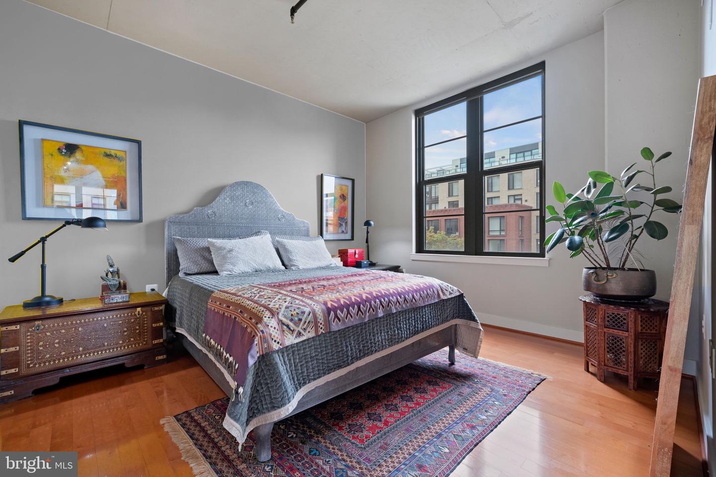 2125 14th St NW #528