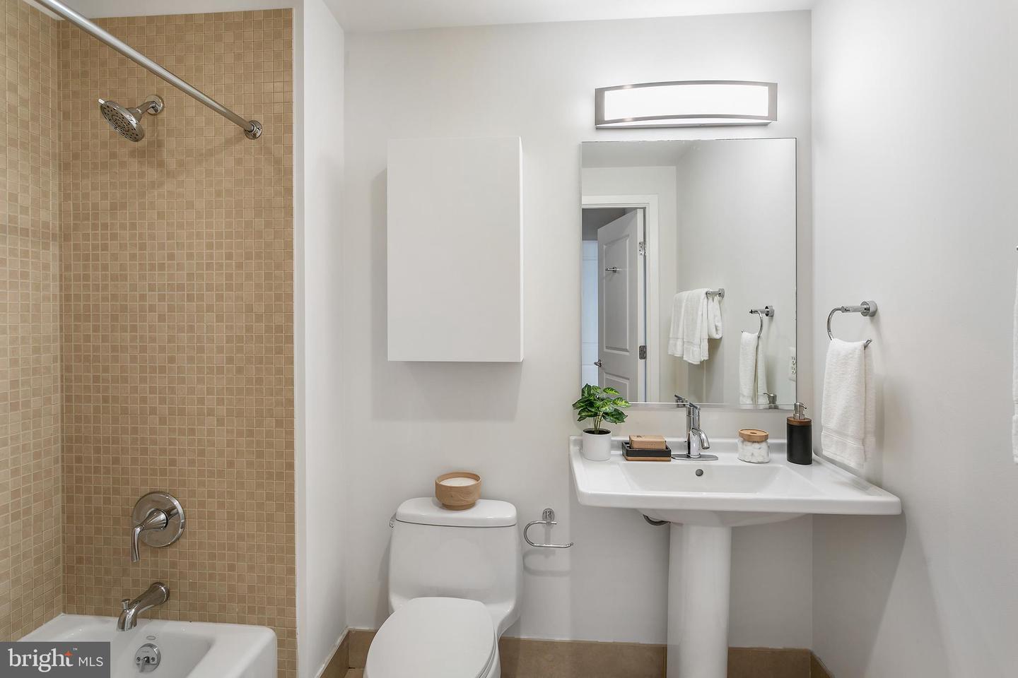 2125 14th St NW #718