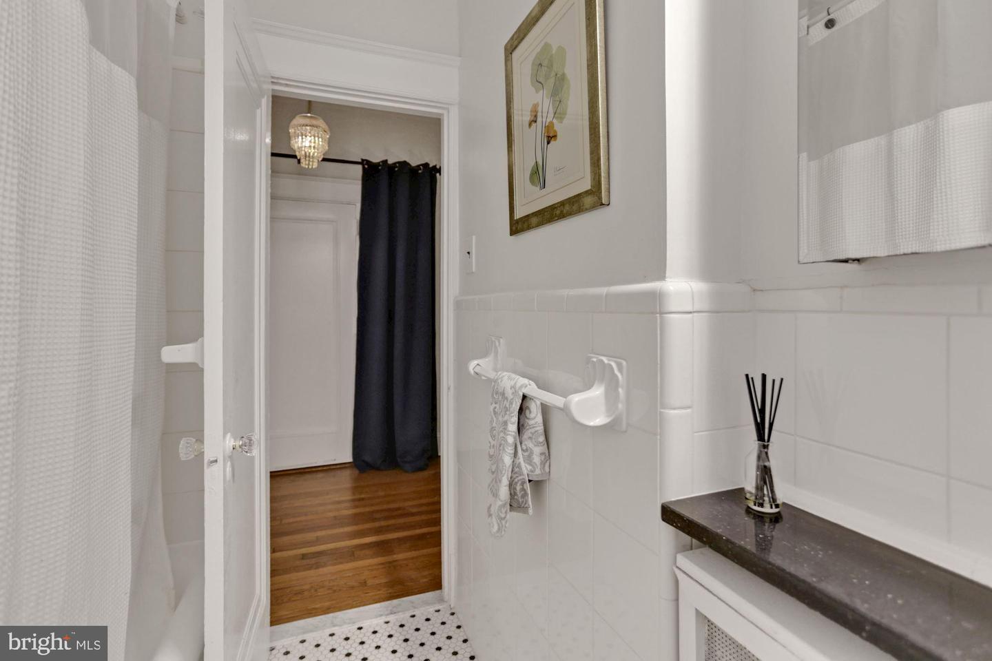 1835 Phelps Pl NW #1