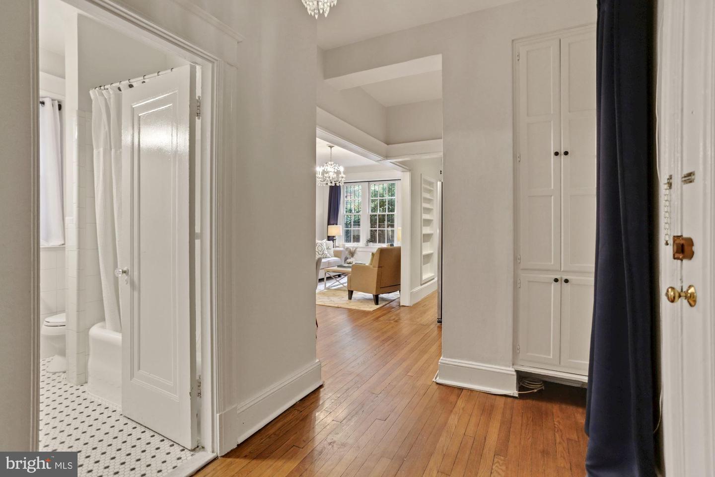 1835 Phelps Pl NW #1