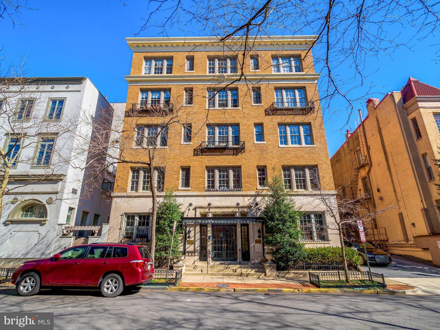 1835 Phelps Pl NW #1