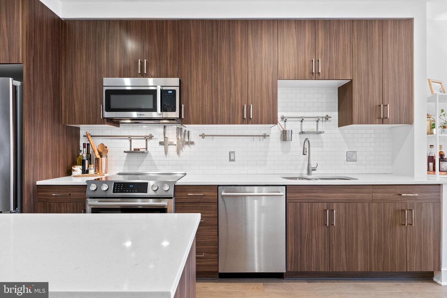 2550 17th St NW #410