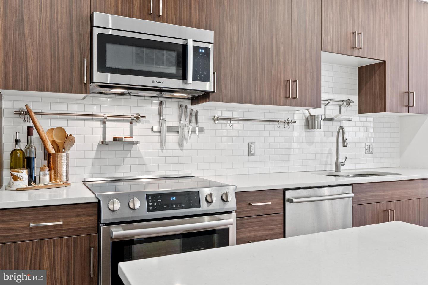 2550 17th St NW #410