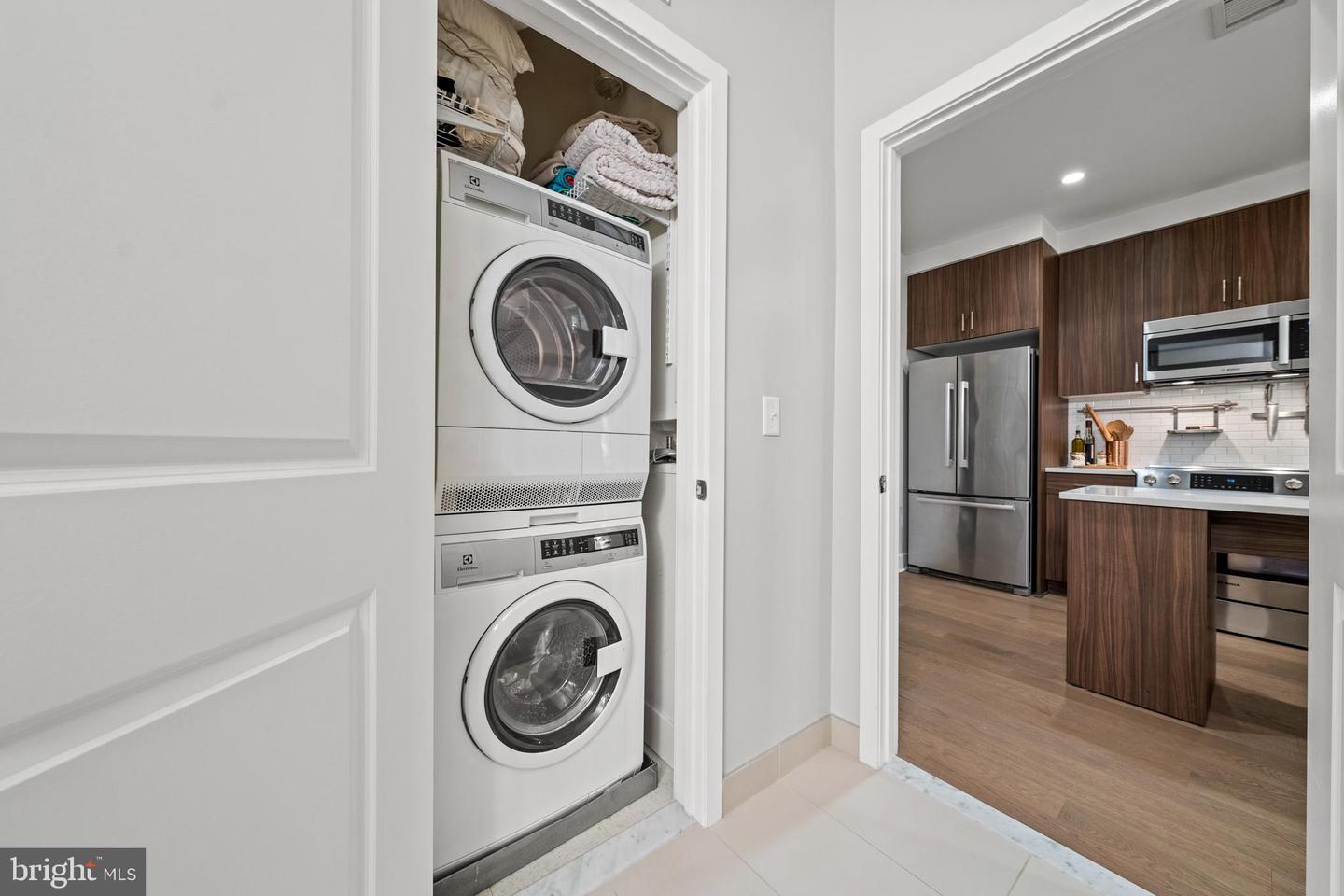 2550 17th St NW #410