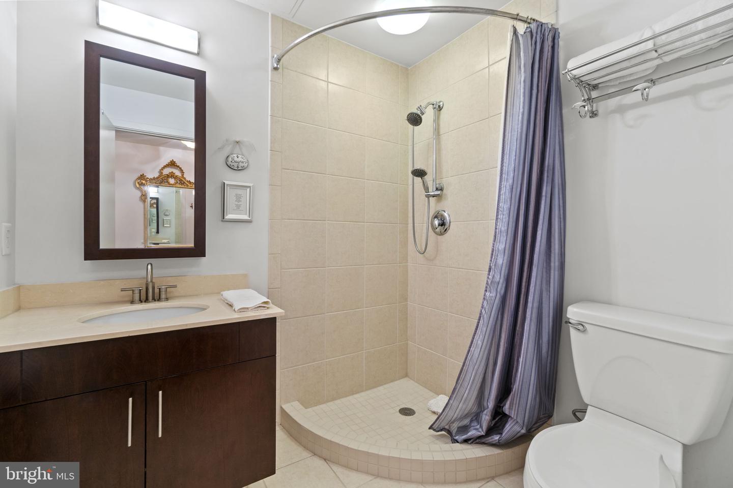 910 M STREET NW Unit: 520