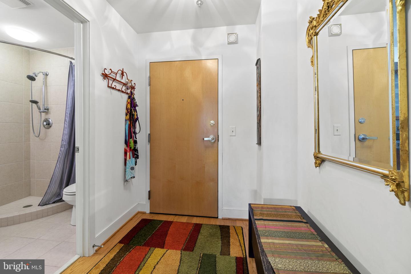 910 M STREET NW Unit: 520