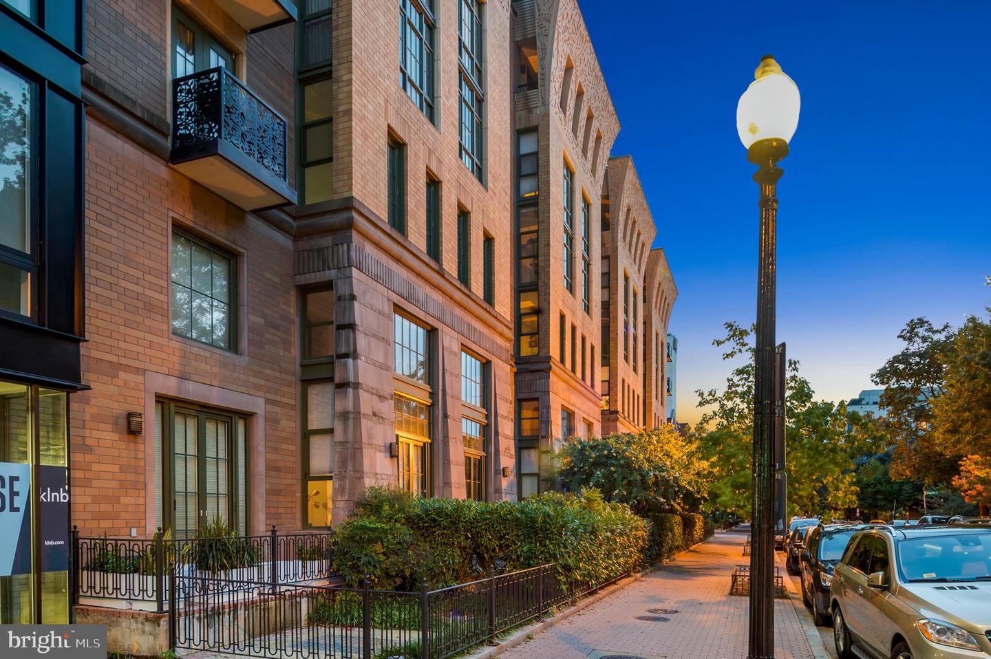 910 M STREET NW Unit: 520