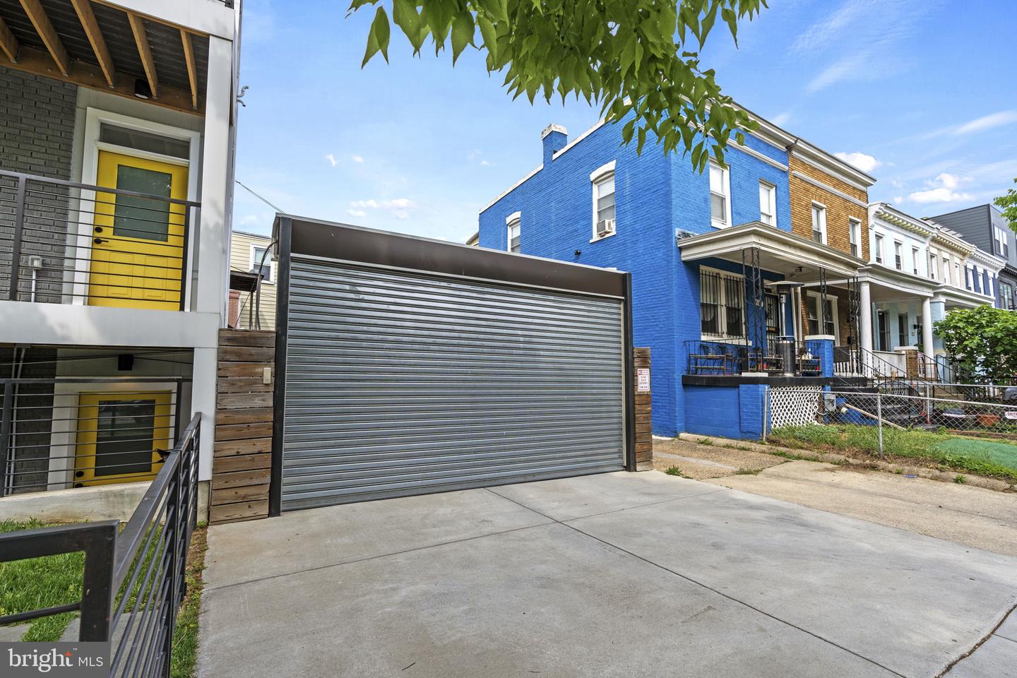 1201 W Virginia NE #2