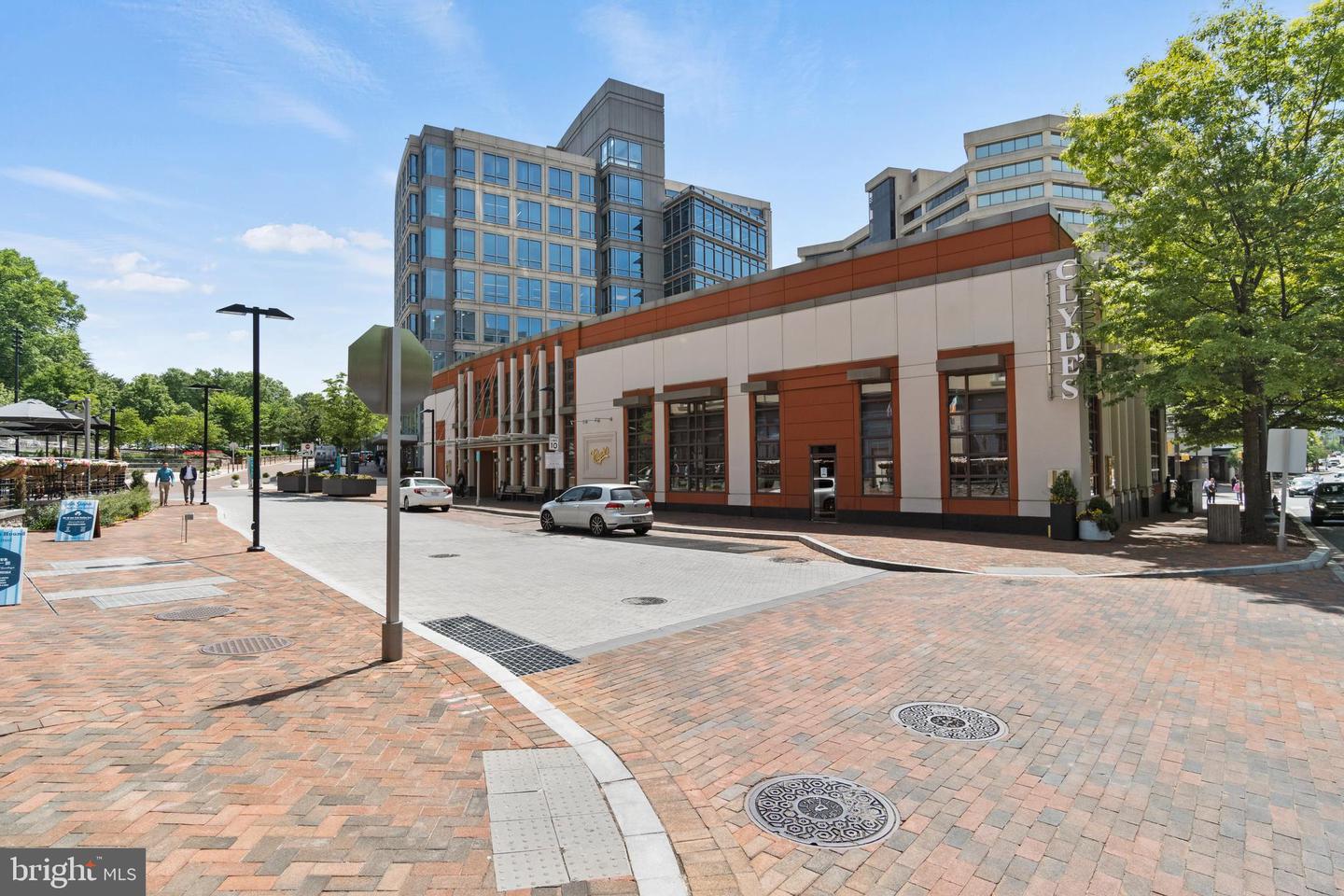 4301 MILITARY ROAD NW Unit: 703