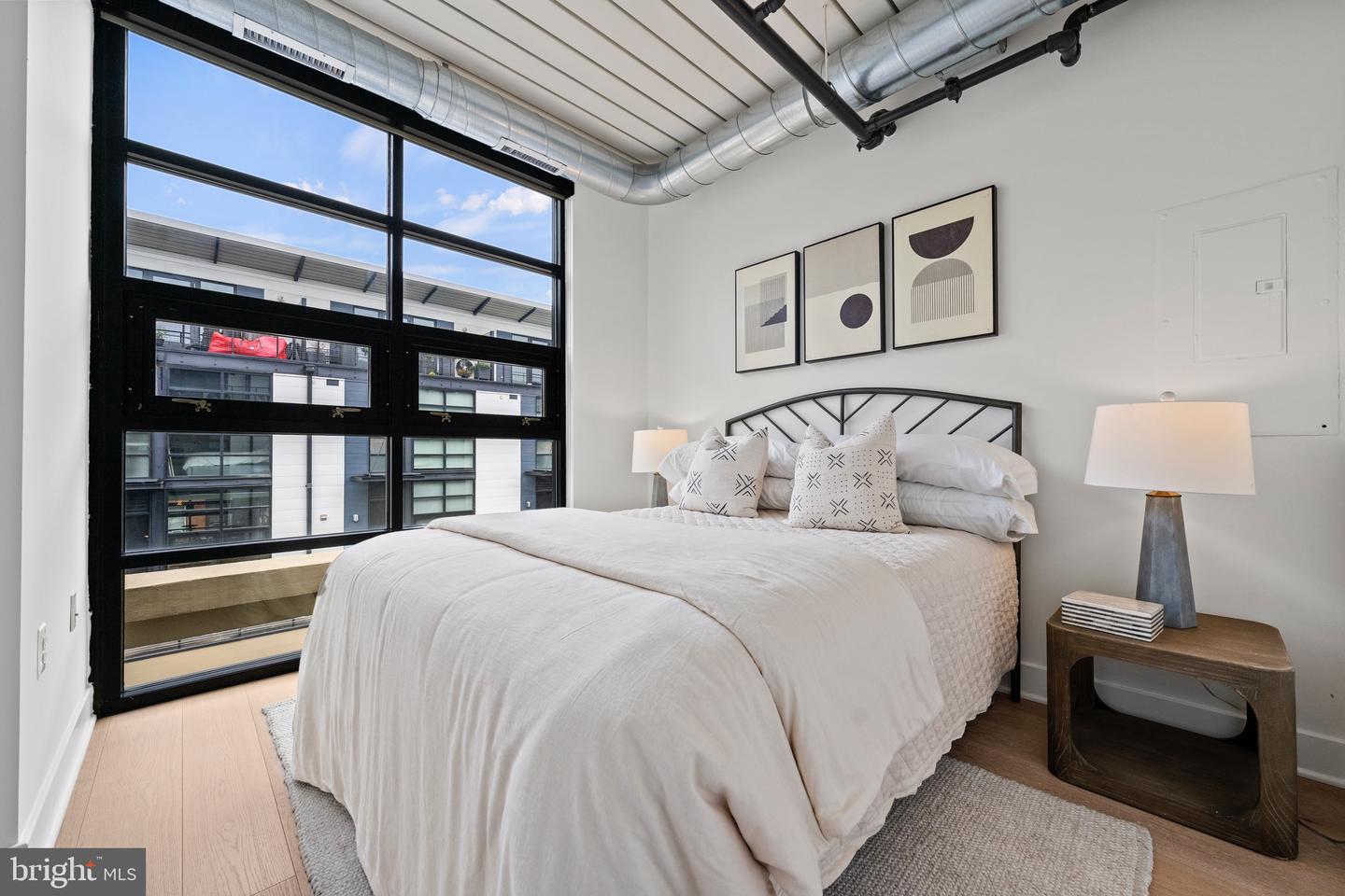 2125 14th St NW #325w