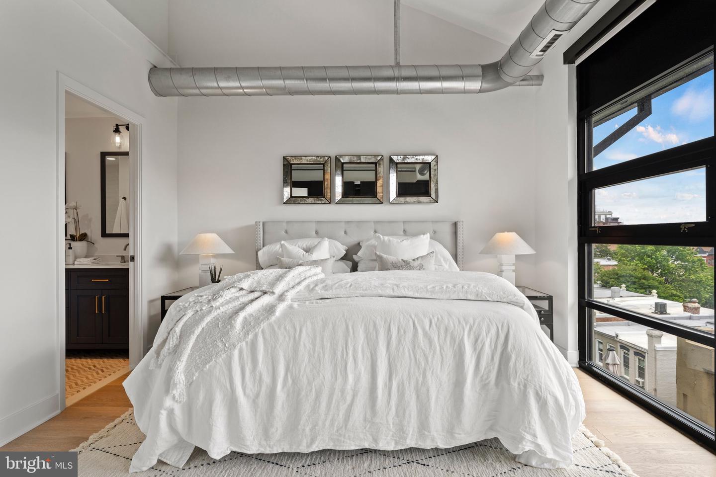 2125 14th St NW #325w