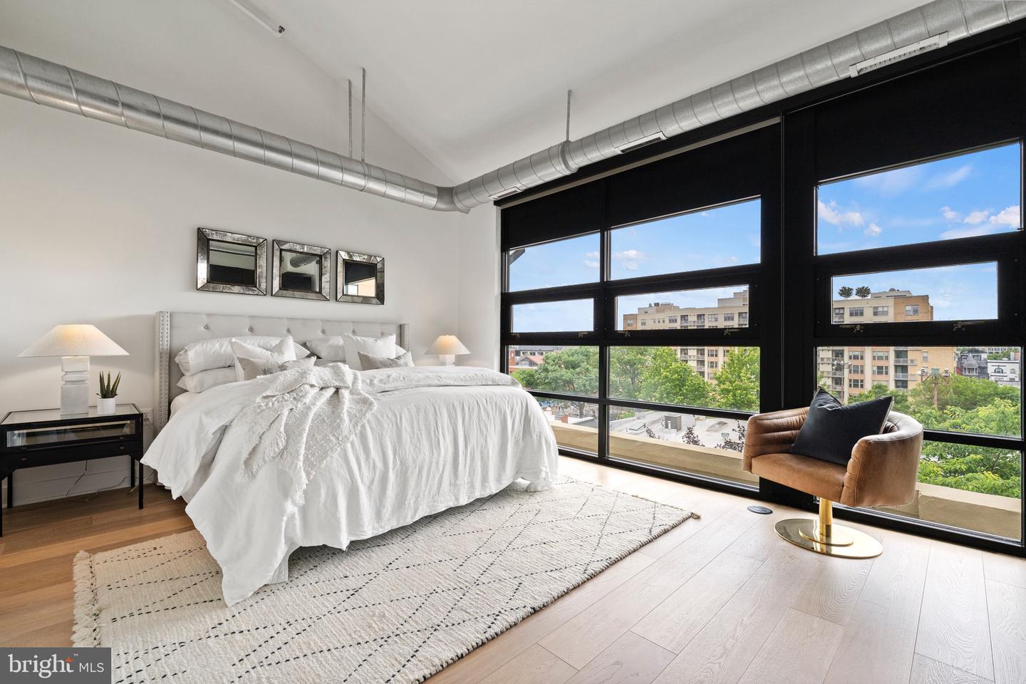 2125 14th St NW #325w