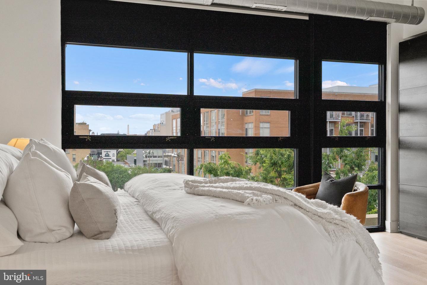 2125 14th St NW #325w